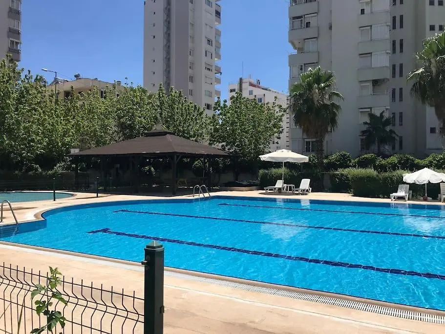 דירות אנטליה Deniz Manzarali Havuzlu Full Esyali Kiralik Daire 0*,  טורקיה