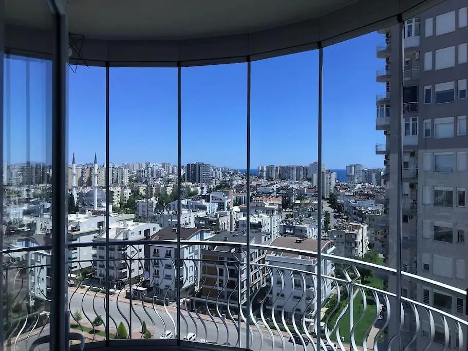 דירות אנטליה Deniz Manzarali Havuzlu Full Esyali Kiralik Daire