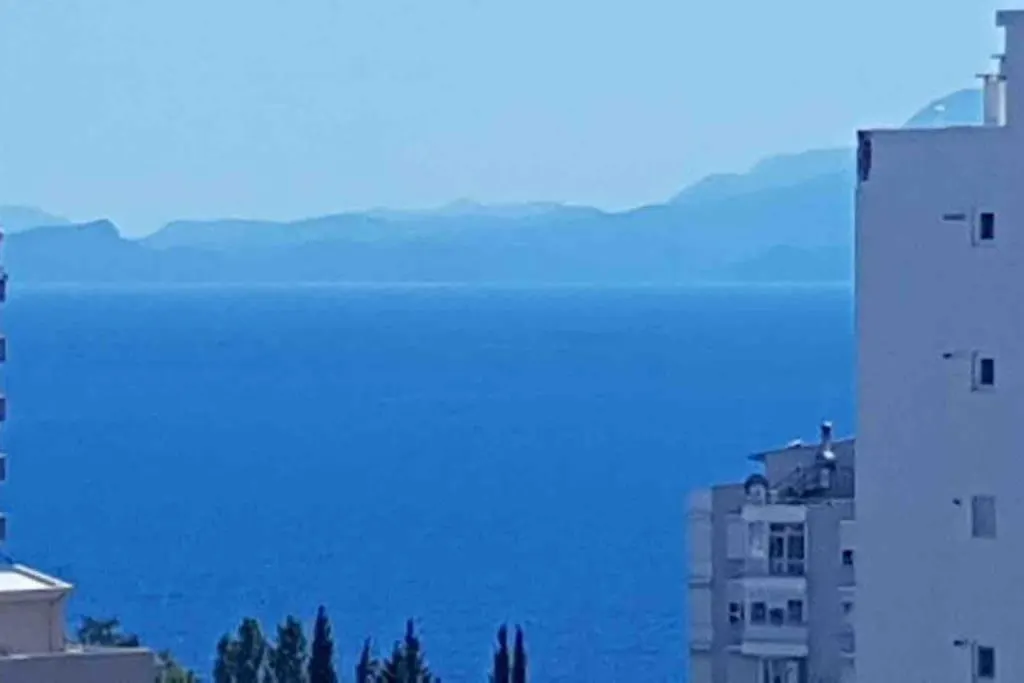 דירות אנטליה Deniz Manzarali Havuzlu Full Esyali Kiralik Daire
